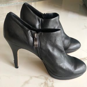 Vince Camuto Booties Size 9.5